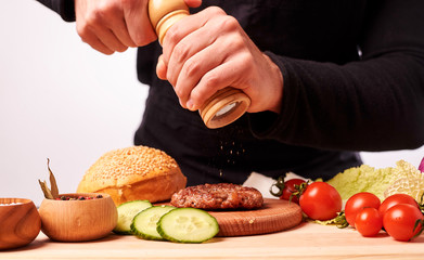 woman cutting vegetables in the kitchen