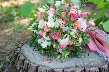 beautiful wedding bridal bouquet