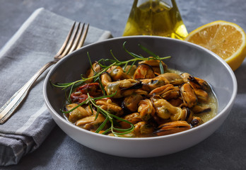 Mussels cooked with garlic, lemon and rosemary.