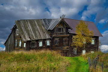 Fototapeta na wymiar Russia. Republic of Karelia. North-West coast of lake Onega. Centuries-old home of the Russian heartland.