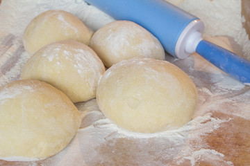 Dough and umka for cooking according to an old recipe.