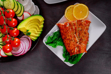Grilled salmon fillet with lemon and herb