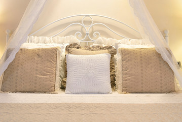 Appartamento con arredamento romantico - Shabby-chic © Gioco