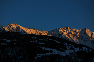 Berge im Moregenlicht