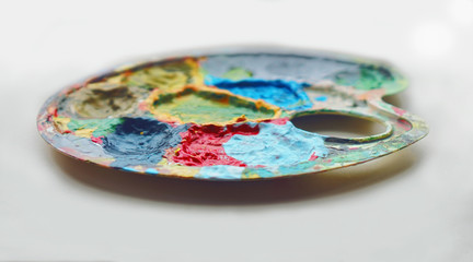 paint different colors artist