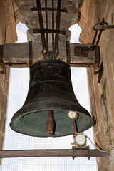 Campana en campanario.