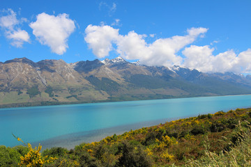 Fototapeta na wymiar Lake Wakatipu and Humboldt Mountains, South Island, New Zealand