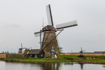 Fototapeta premium Rotterdam trip windmills