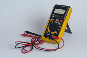 portable universal measuring device