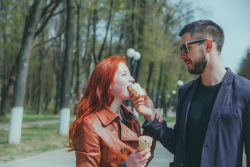 Fototapeta premium Romantic couple in spring afternoon.