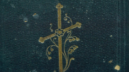 3595_The_cover_detail_of_the_bible.jpg
