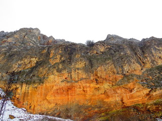 dağların sessizliği,dağların kızıllığı,dağların yalnızlığı,kış,gökyüzü