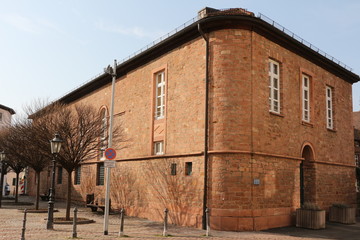 Historisches Gebäude im Zentrum von Aschaffenburg in Bayern