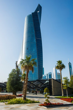 Arabia, Kuwait, Kuwait city, Al Shaheed Park and Al Hamra Tower