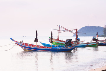 Naklejka premium Tropical sunset on the beach