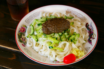 じゃじゃ麺