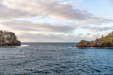  Saint Vincent and the Grenadines, Bequai, passage between rocks