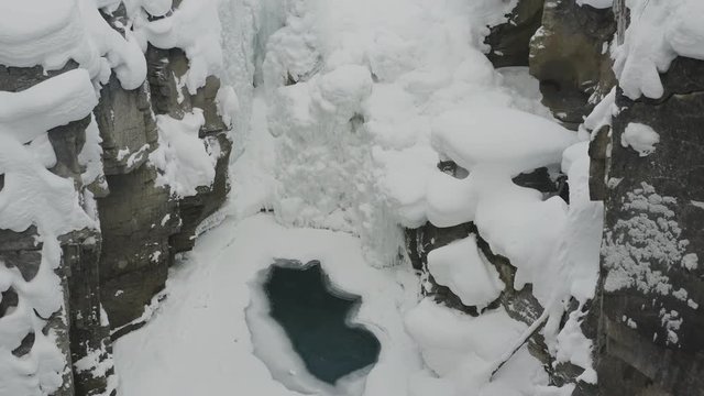 The frozen Sunwapta Falls at the Icefields Parkway, Jasper National Park, Alberta, Canada