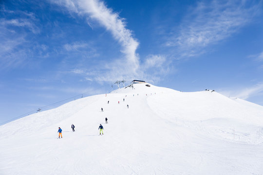 France, French Alps, Les Menuires, Trois Vallees, skiers