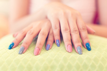 Obraz na płótnie Canvas beautiful fingernail manicure acrylic nail polish of woman beauty fashion
