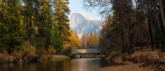 Beautiful American Landscape in Yosemite National Park, California, United States. - obrazy, fototapety, plakaty