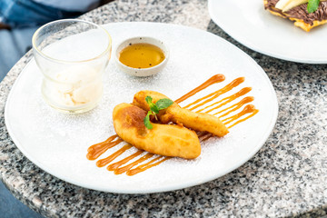 fried bananas with ice-cream