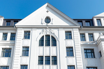 Obraz premium hochwertig, sanierter Altbau, Mehrfamilienhaus, nobel