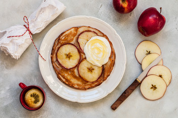 Apple Pancakes