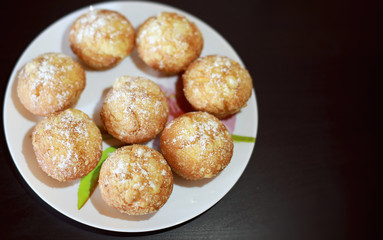  muffins on a plate