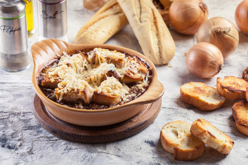Delicious onion soup with croutons and cheese