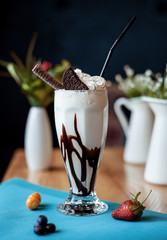 dessert with cream and cookies