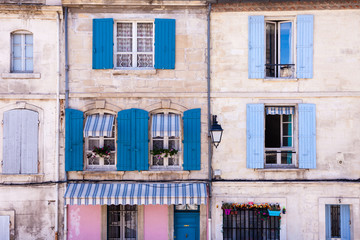 Fototapeta na wymiar Arles, Francia