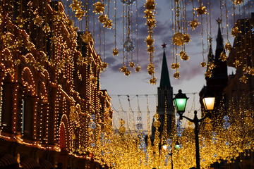 lights in the center of Moscow