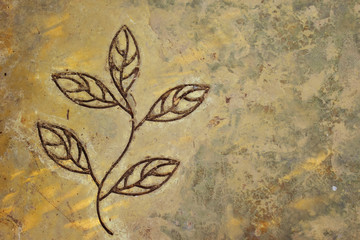 Draw leaves on the cement floor