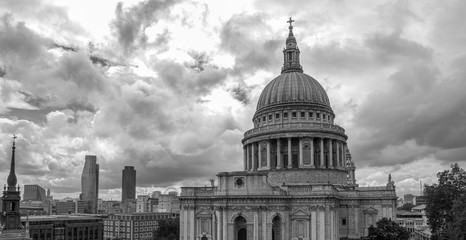 st pauls cathedral in london