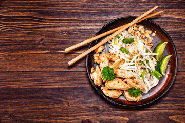 Pad thai - grilled meat and noodles