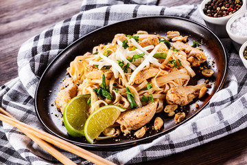 Pad thai - grilled meat and noodles