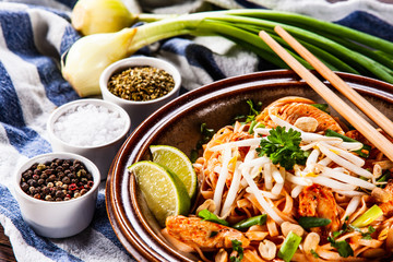 Pad thai - grilled meat and noodles