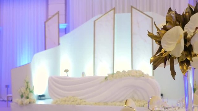 wedding hall bride table