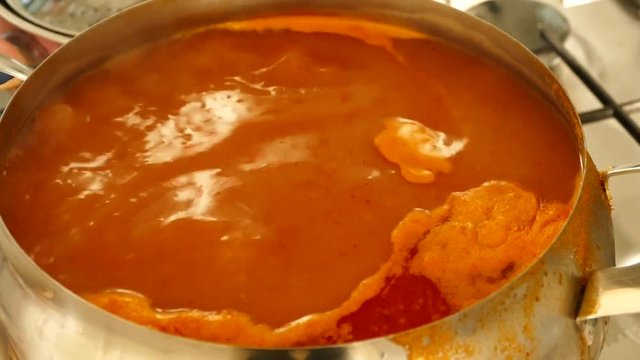 boiling chowder soup (yozgat Arabasi soup)