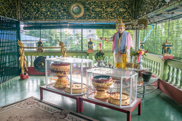 Templo budista em Yangon, Myanmar.