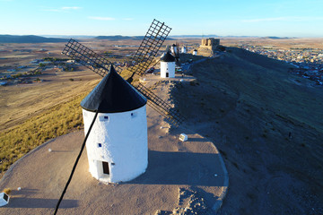 Molinos y Castillo