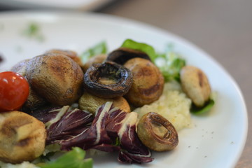 food, grilled, cooking, grill, button, barbecue, mushrooms, bbq, preparation, conscious, brown, vegetables, champignon, common, char, vegetarian, portobello, agaricus, bisporus, smoking, preparing, fr