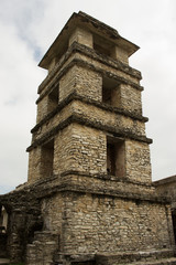 Fototapeta na wymiar Tower of the palace of Palenque
