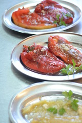 roast, table, garlic, green, ingredient, kitchen, diet, eggplants, green olives, pasta, cooking, black, cuisine, wooden, healthy, juicy, grilled paprika, roasted, paprika, red plate, dinner, little pa