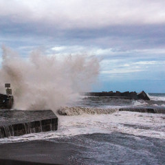 Fototapeta premium Acireale mareggiata per vento da scirocco