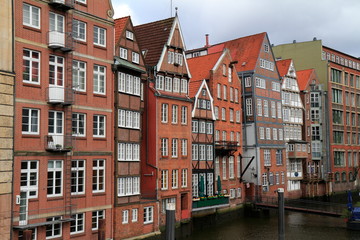Fototapeta na wymiar Historic facades in Hamburg Germany