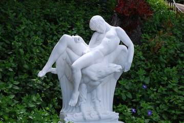 Statue