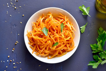 Healthy carrot salad
