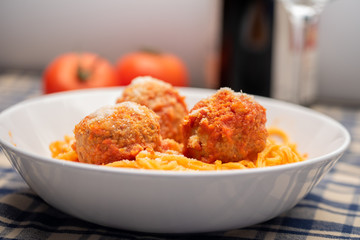 spagetthy and meatballs